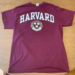 Harvard T-Shirt - Medium